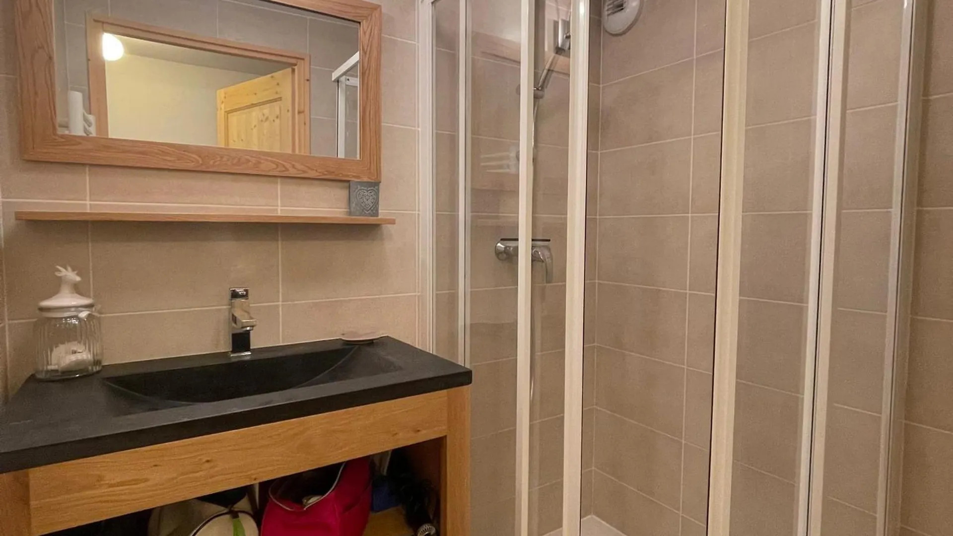 Charmant T3 En Duplex Au Centre De Samoens Avec Balcon Et Wifi - Fr-1-624-155 0*,  France