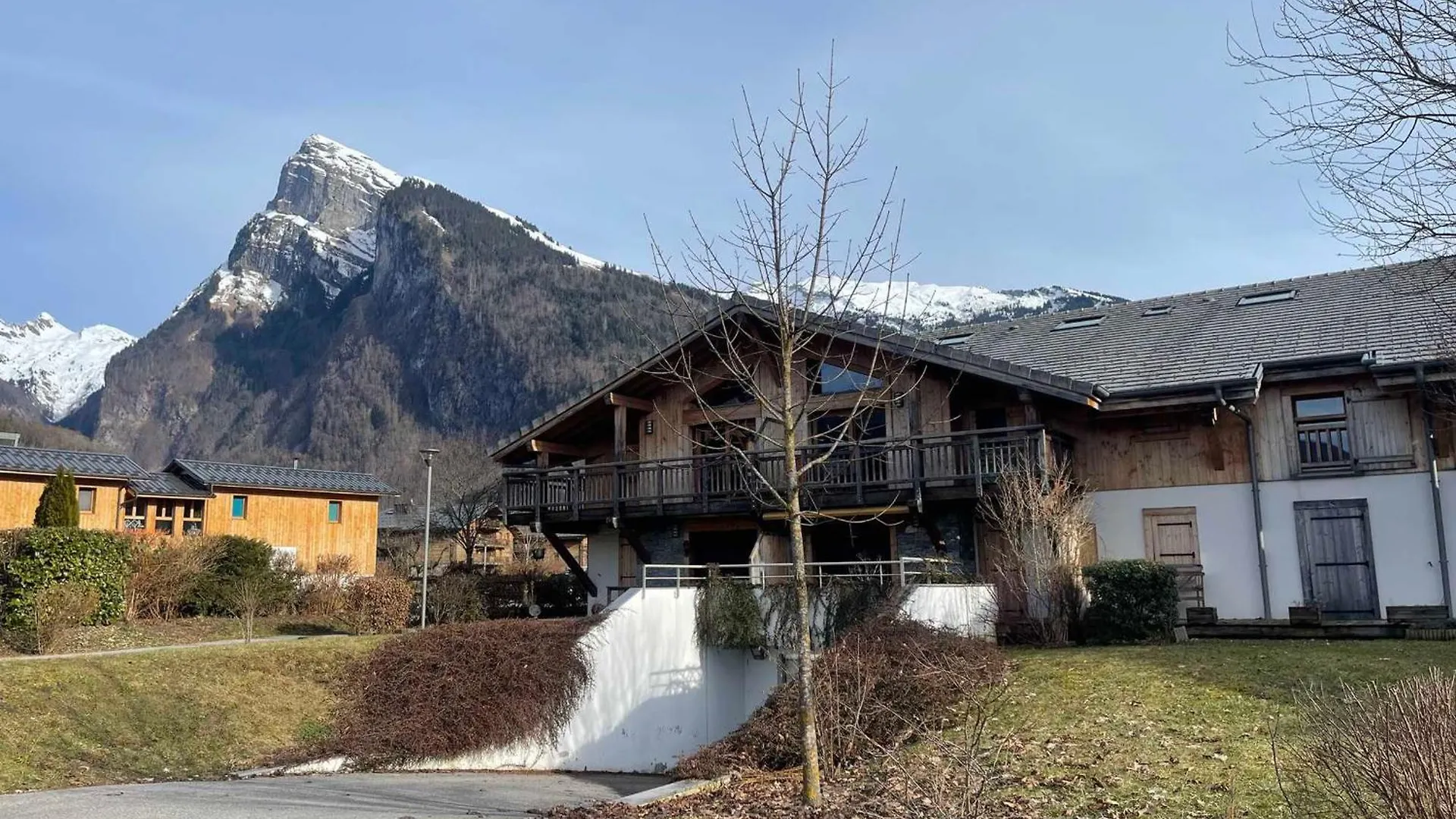Apartment Charmant T3 En Duplex Au Centre De Samoens Avec Balcon Et Wifi - Fr-1-624-155 France
